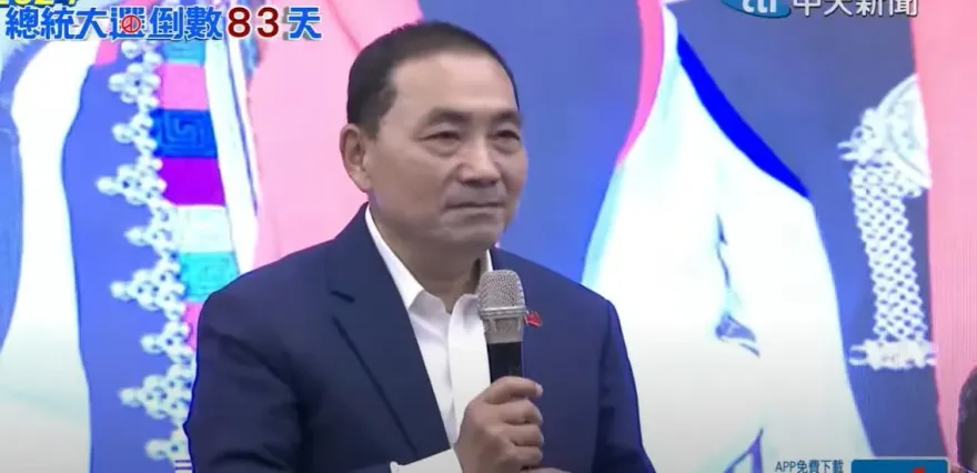 影/侯友宜嗆柯文哲「我比你早上班」！譴責性平、種族歧視言論