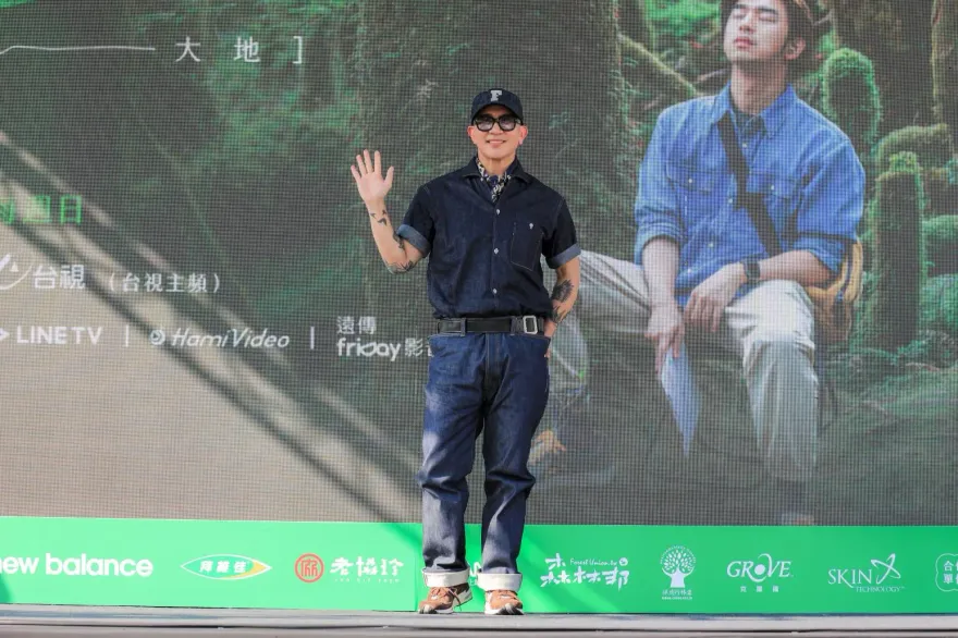 無懼毀謗！具俊曄喊話大Ｓ「幸福地度過百年萬年」