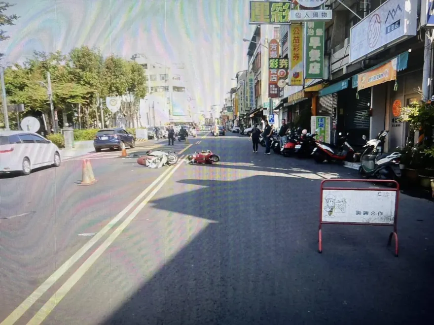 才出分局左轉遭直行車擊落！台中女偵查員「噴飛倒地」　頭部重傷送醫