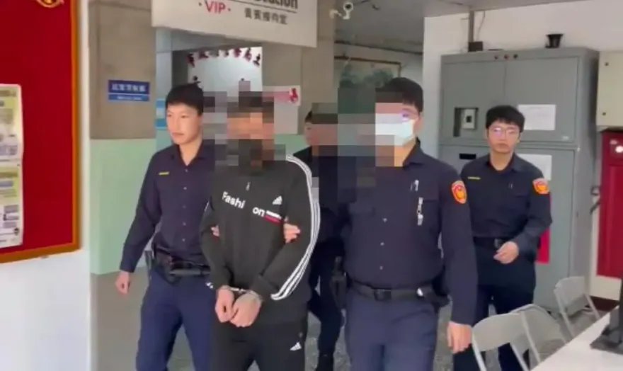 影/2男旅館開毒趴遇臨檢　床下、保溫杯藏毒全被搜出