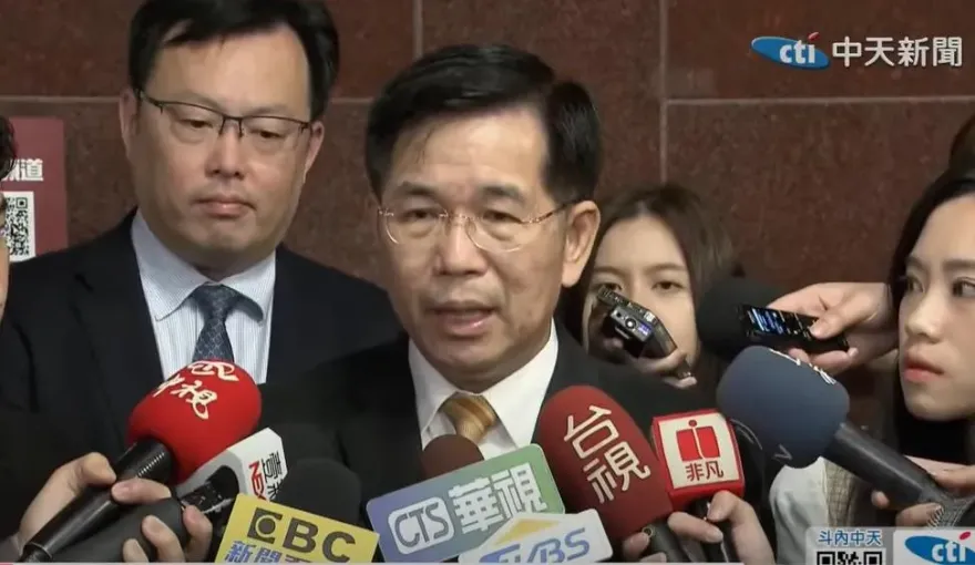 Toyz涉毒任電競頒獎人網炸鍋 　潘文忠：不允許畫上等號