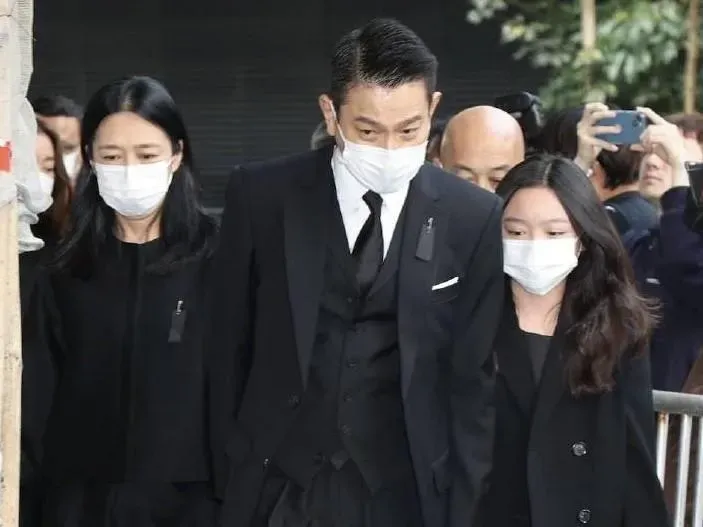結婚15年罕見澄清！劉德華老婆不叫「朱麗倩」…慟別亡父意外曝愛妻真名