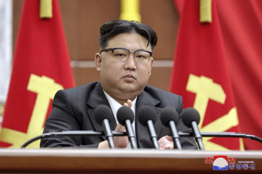 肥料短缺　傳金正恩要求北韓人民每戶上繳10公斤糞便