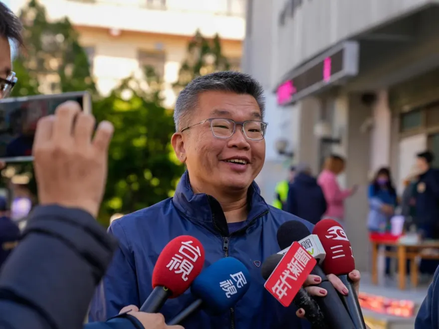 蔡其昌重返質詢台！竟忙砲轟盧秀燕　PTT鄉民驚呆：立委質詢市長？