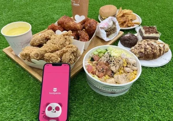 懶人福音來了！「外送費9元起」今天開搶　各種美食「限時9天」買一送一