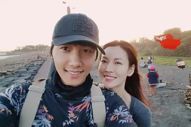 把海苔手卷當花送老婆！李尚禹、金素妍「1動作秀恩愛」比韓劇還甜