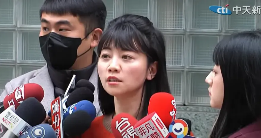天選之人！韓國瑜抽到她的辦公室　高嘉瑜喊：一卡皮箱就可以進駐