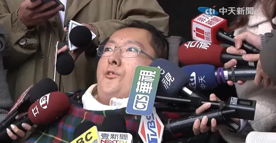 《賀瓏夜夜秀》爆歧視身障者言論引爭議！賀瓏道歉　陳俊翰回應了