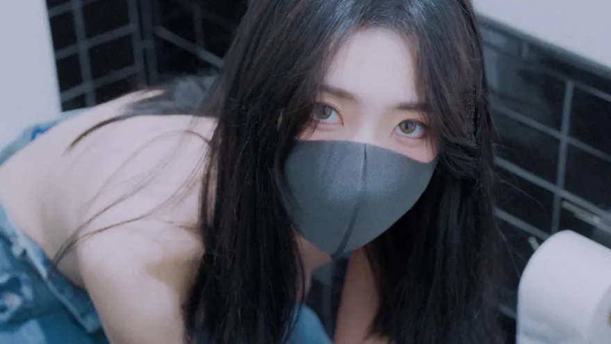 從2.5億賠到剩94元！成人片女優玩偶姐姐自曝「敗家女慘痛投資史」