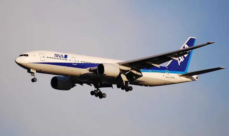 又傳飛安意外！大阪國際機場2架全日空客機碰撞　10起降航班被迫取消