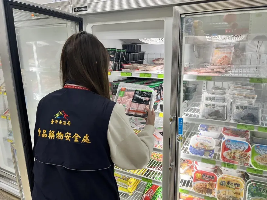 獨/台糖肉片檢出含瘦肉精  蘇偉碩驚喊「大條了」：農業部和衛福部要說清楚