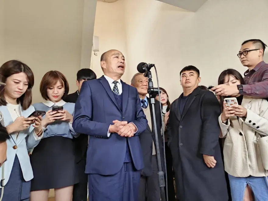8席關鍵少數影響力大？林濁水舉1事狠酸白營：專撿比雞毛蒜皮不如的事