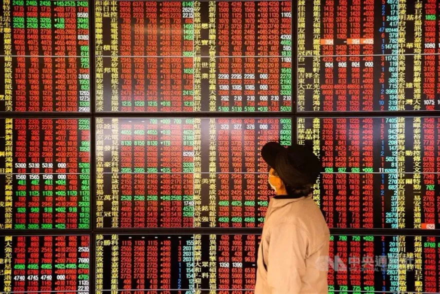台積電ADR大漲4.06%　台股下週一拚萬九