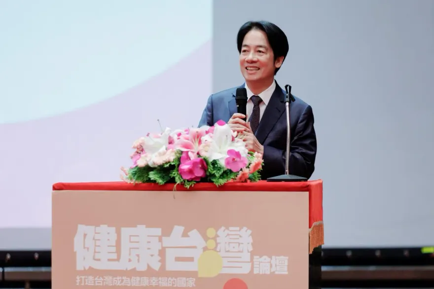 賴清德宣布以後不喝全糖珍奶！蔡英文：喝奶茶是不能加糖的