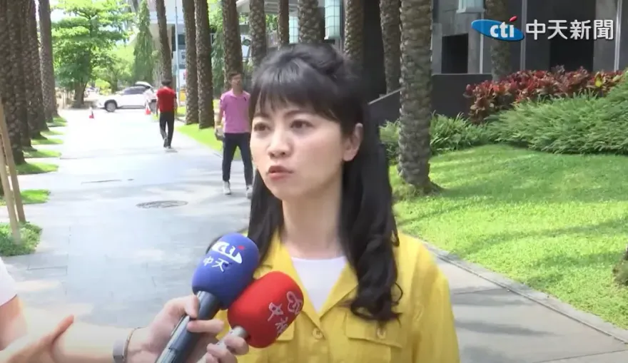 傳高嘉瑜接欣欣百貨董座　謝欣霓突喊「非我莫屬」：我的枕頭很乾淨