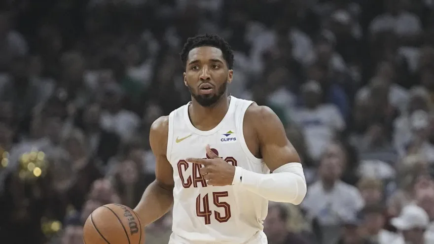 都怪詹皇！NBA記者爆料：騎士絕不會把米契爾交易到湖人