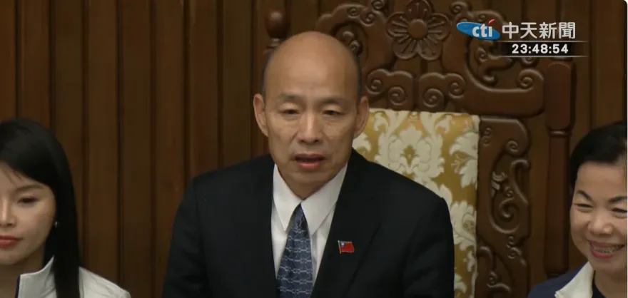 快訊/韓國瑜23:49宣布散會！國會改革案三讀過關　辣個男人不忘再祝吳思瑤生日快樂