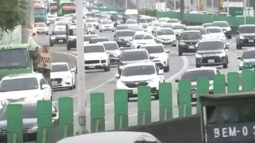 過年出遊注意！初三國道車流達高峰　9路段易塞