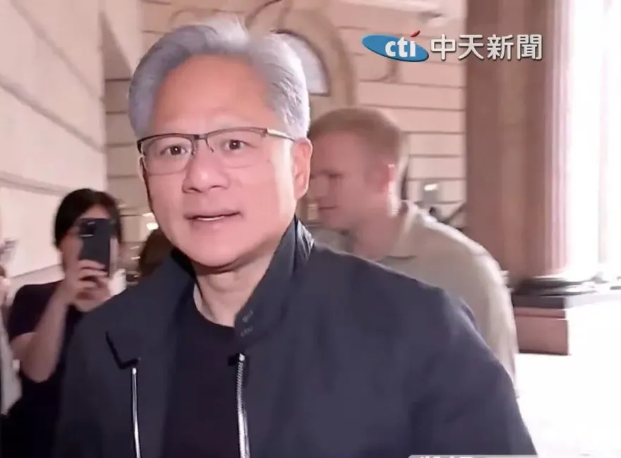 黃仁勳憂台灣電力短缺　郭智輝提綠能解方後「電廠概念股」點火