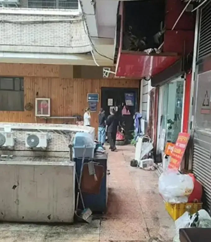 打電動打到掛！男子網咖猝死逾24小時才被發現　店員以為他「在睡覺」