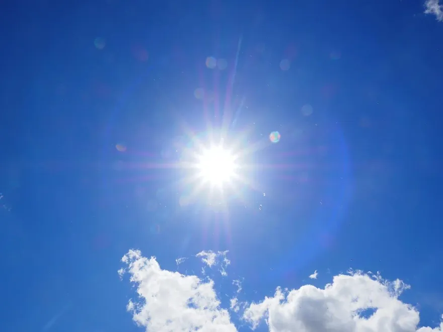 3縣市飆36度！下波鋒面週末接近　午後雨區再擴大