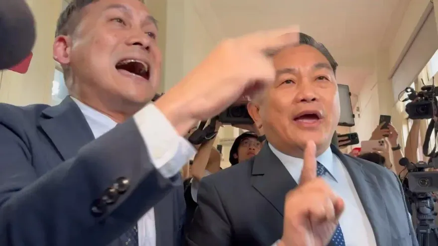 影/王定宇不要造謠！葉元之為「警察權」爭議兩人對嗆5分鐘