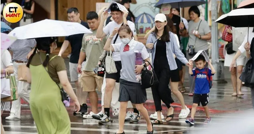 全臺最炎熱！10縣市進入「烤箱模式」    山區防午後雷雨