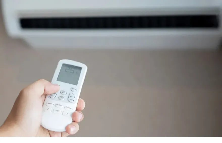 爽吹冷氣15小時「電費230元」　佛心房東還降租金500！全網驚：不正常