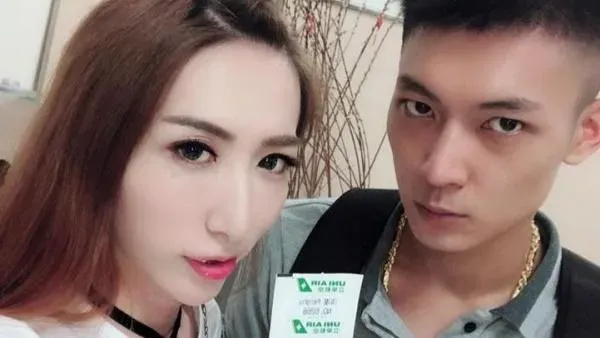 快訊/遭罔腰控家暴！鳳梨反擊曝內幕：砸波郎之間互ㄡ沒什麼好講
