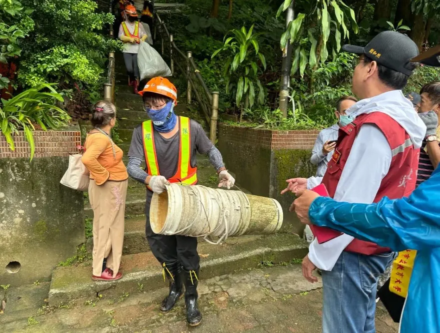快訊/新北市「本土登革熱」+2！新店天山公園、中和三介廟封山孳清一個月