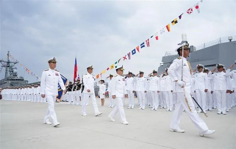 海軍司令唐華揭「蟒蛇戰略」兩派解讀　郭正亮稱「一句話」得罪賴清德