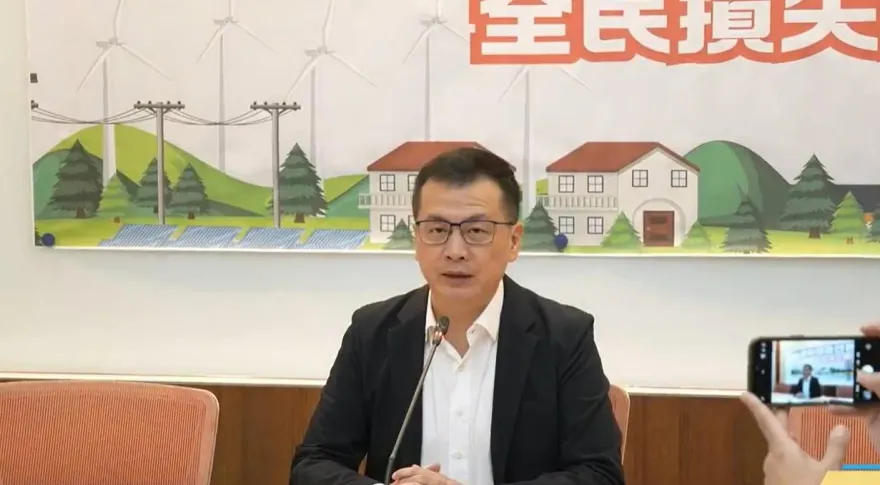 總預算案差點被綠營突襲過關　羅智強還原過程：坦白講很厲害