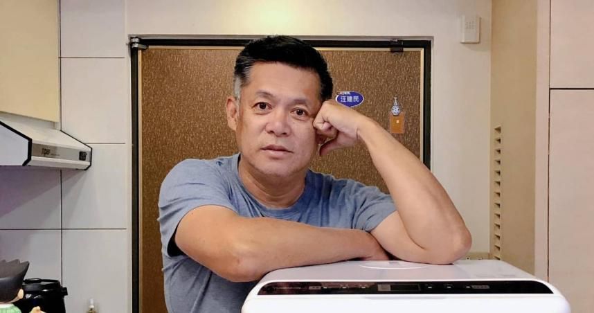 顏正國肺腺癌離世！　汪建民一年前同日同病逝世