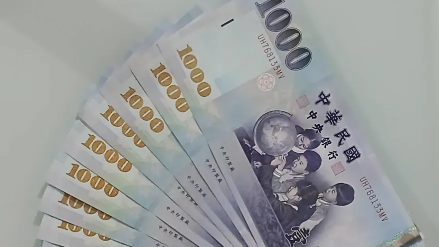 12月發錢了！勞保局18筆款項接力入帳　記得刷存摺