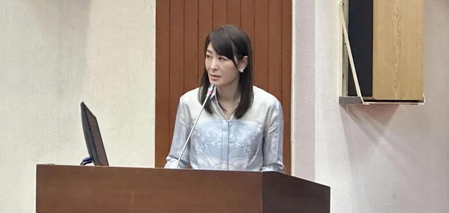 任101董座遭諷「月薪百萬卻當小網紅」　賈永婕曝真實薪資