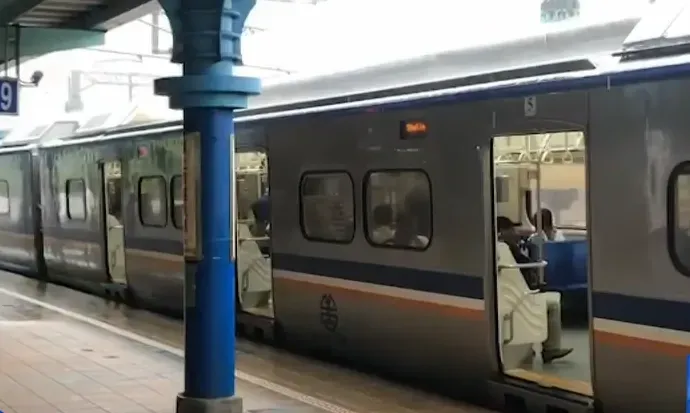 台鐵春節再加開24班列車　1/14零時開放訂票