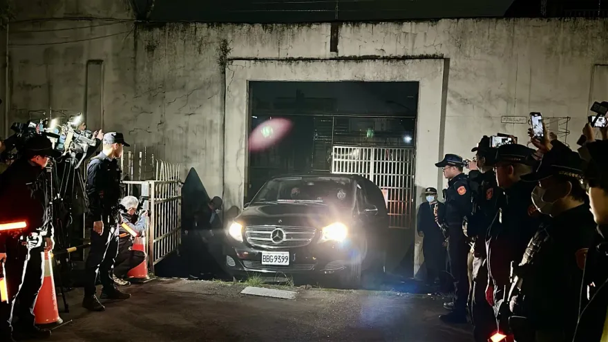 遺體領回了！黃麟凱伏法姊赴辦手續　不辦告別式火化後樹葬
