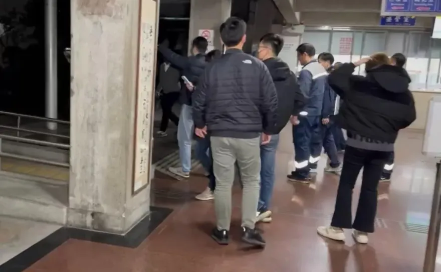 影/檢警究責！新光三越爆炸原因追查　12人地檢署複訊可能轉被告