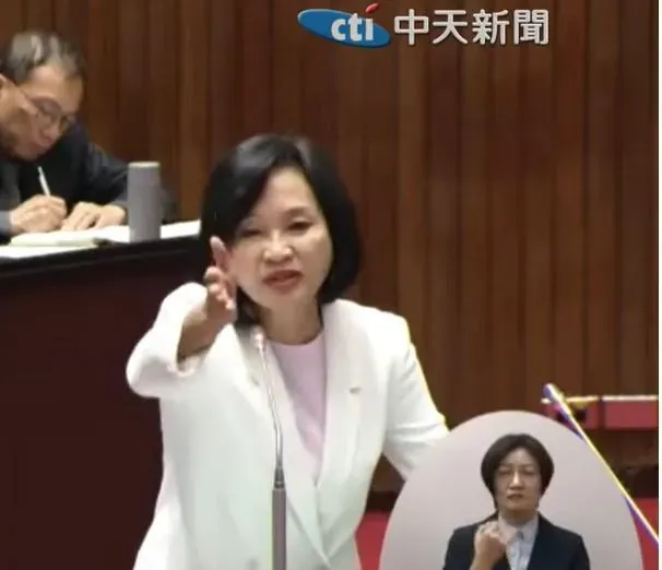 檢調搜索約談陳冠安等　柯志恩問綠營：濫用司法殲滅在野？