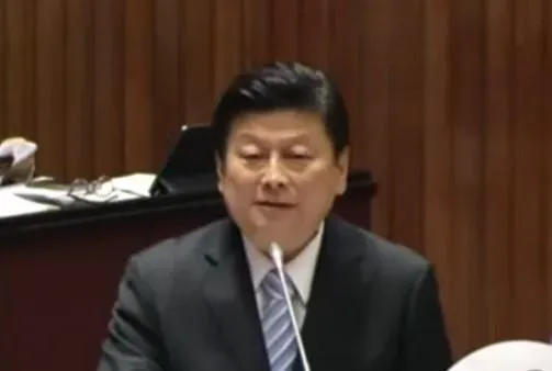 傅崐萁曝刪總預算被刪原因：要遏止側翼治國