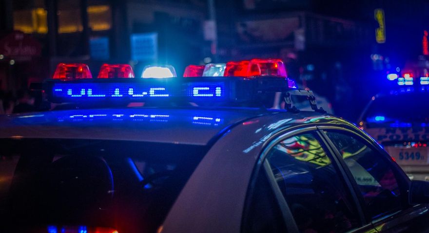 羅馬尼亞女一夜情威脅「告訴你老婆」　遭男砍頭塞屍行李箱