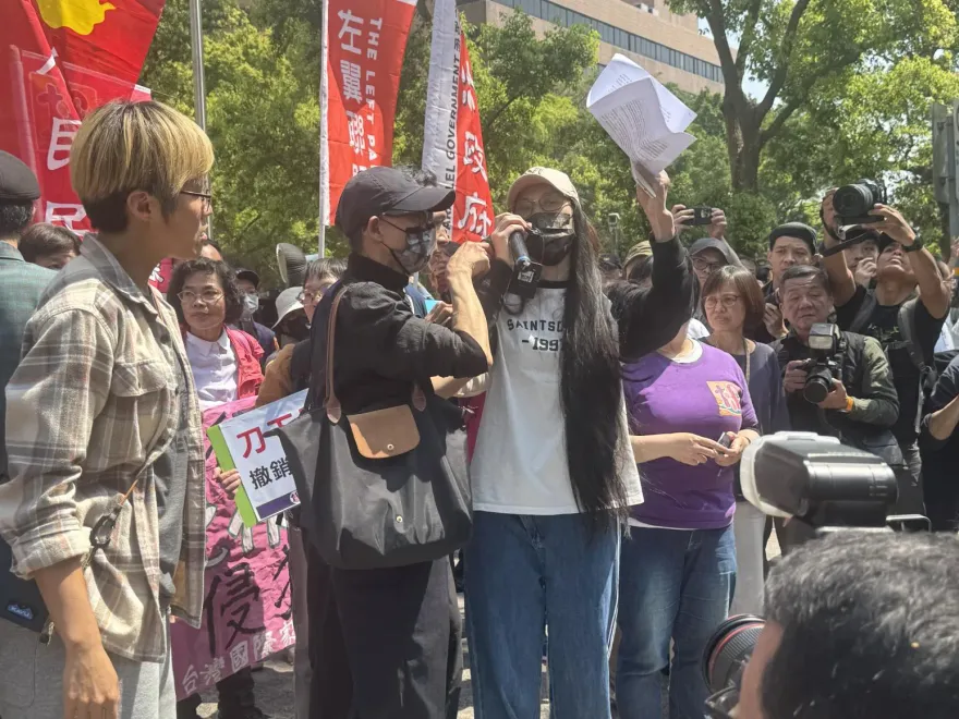 陸配網紅亞亞喊「不打算離開」！　 移民署：明天柔性驅離
