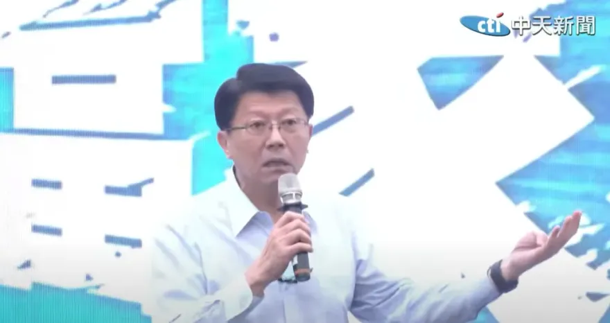 2026台南選戰起手式？謝龍介拋藍白合：當完4年換民眾黨打拚