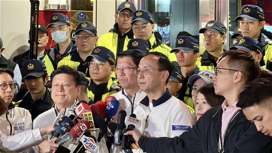 朱立倫3人「投案」警問推倒護欄　謝龍介回「不清楚」
