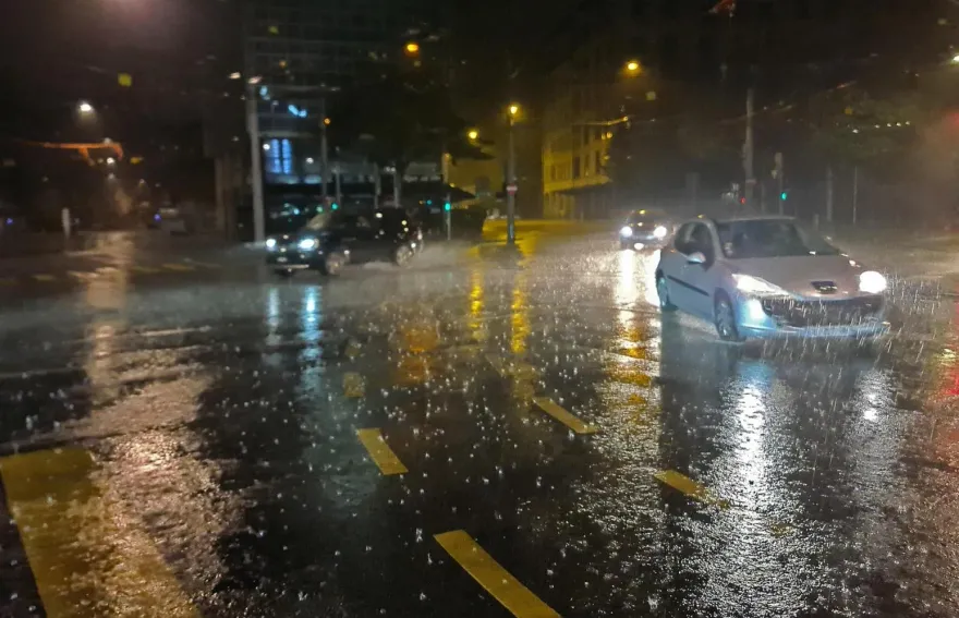 東部3縣市雨彈炸裂！大雨一直下到明天
