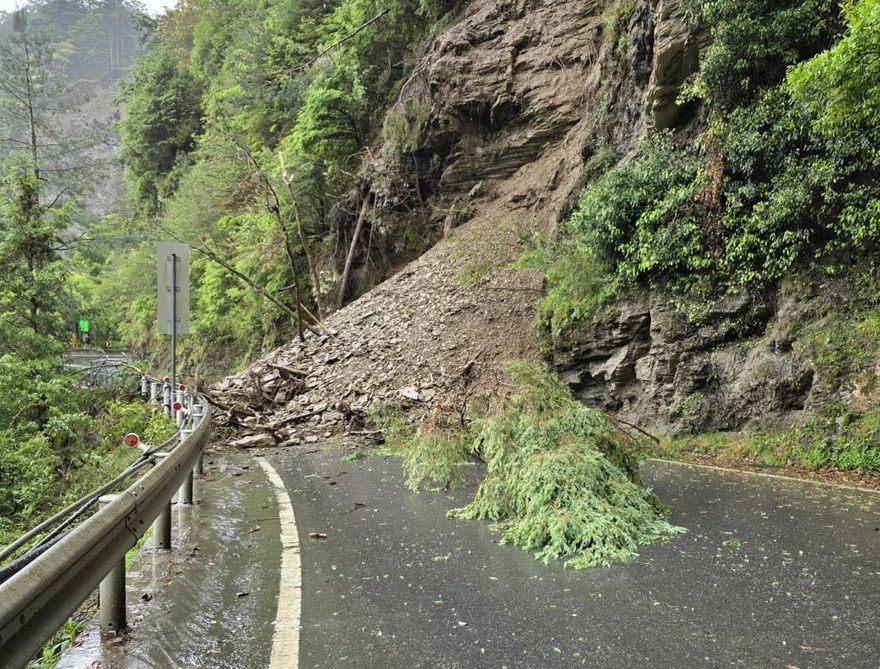 楊柳颱風侵襲！中橫公路「梨山-大禹嶺」下午2時預警封閉