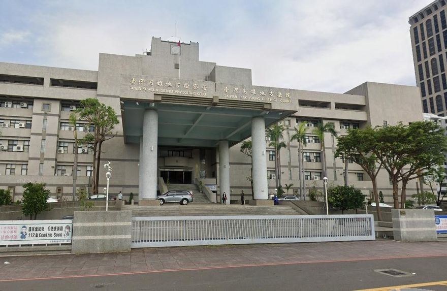 高雄KTV門口喋血砍到「肚破腸流」　行兇男判刑5年10月