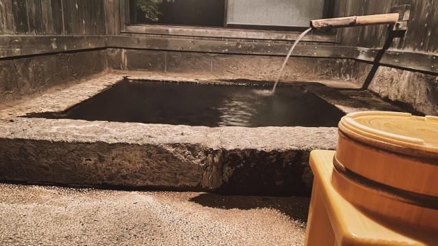 日溫泉水溝奪命！36歲男「全身熟透」亡　家屬崩潰