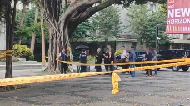 影/逢甲碩士生遭榕樹壓死！家屬招魂一筊即允　母哭到癱軟