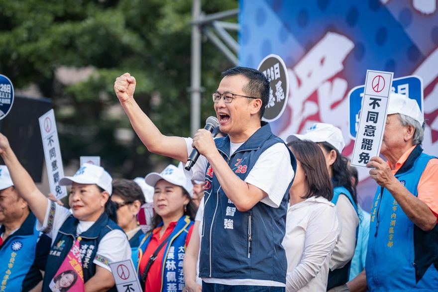 羅智強揭綠搞大罷免驚人目的：台灣恐走向貪腐橫行的黑暗